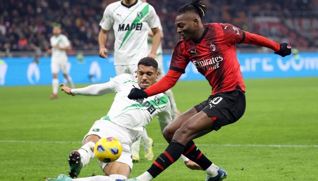 Milan-Sassuolo, moviola: due gol annullati, il mani dubbio, protagonista l’assistente