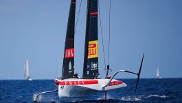 Vela, America's Cup: Luna Rossa s'arrende a New Zealand nel match race. Problemi e doppio ritiro