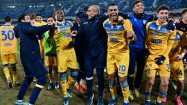 Frosinone, chi è Caso: il jolly che ha fatto impazzire il Napoli, dal no di Firenze al sogno Nazionale