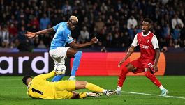 Pagelle Napoli-Braga 2-0: Osimhen torna e segna, Meret di nuovo saracinesca. Azzurri agli ottavi di Champions