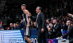Basket, Virtus Bologna: l'emozione del ritorno in campo di Achille Polonara. E quella tripla liberatoria...