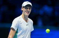 Tennis, è Sinner mania: la F1 lo accoglie a braccia aperte, sarà testimonial. E a Londra gli dedicano una pizza col suo nome
