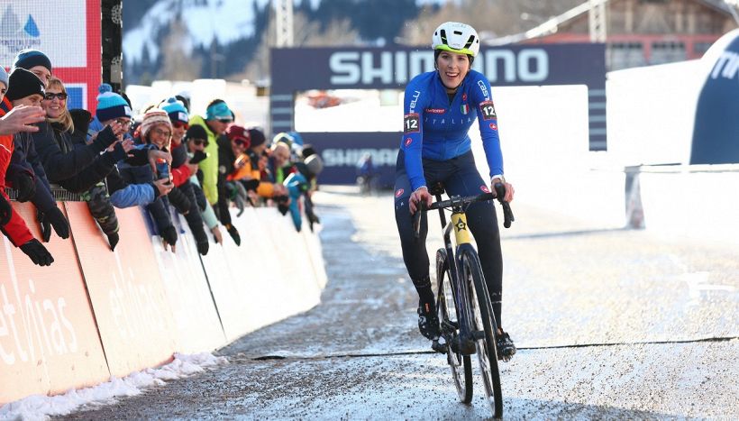 Ciclocross: chi è Valentina Corvi, la 18enne di Tirano sesta in Coppa del Mondo, rivelazione in Val di Sole