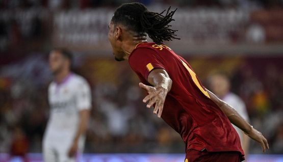 Roma, Smalling dopo l'addio di Mourinho esce allo scoperto: la verità su voci e accuse nei suoi confronti