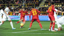 Serie B Risultati 22a giornata: Catanzaro-Palermo 1-1, al vantaggio di Biasci risponde Segre