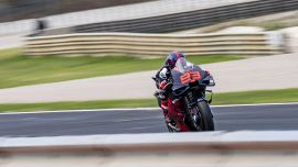 MotoGP, Gresini presenta la Ducati 2024. Marquez entusiasta ma cauto: 'Devo imparare da Bagnaia e Martin'