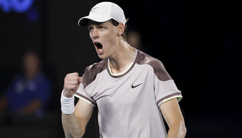 Australian Open, Sinner rimonta due set a Medvedev e conquista il suo primo titolo dello Slam!