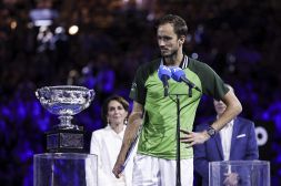 Australian Open, Medvedev celebra Sinner: "Sei cresciuto e te lo meriti". E fa una previsione su Jannik