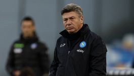 Napoli, contestato al Maradona: lo striscione dei tifosi, la perla di Candreva e la zampata di Rrahmani
