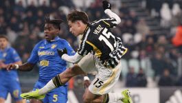 Juventus-Frosinone, il tweet del club per Yildiz tira in mezzo Dybala poi il club lo cancella