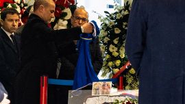 Gigi Riva e il legame con gli azzurri campioni del mondo 2006: Cannavaro, Buffon e Amelia portano la bara