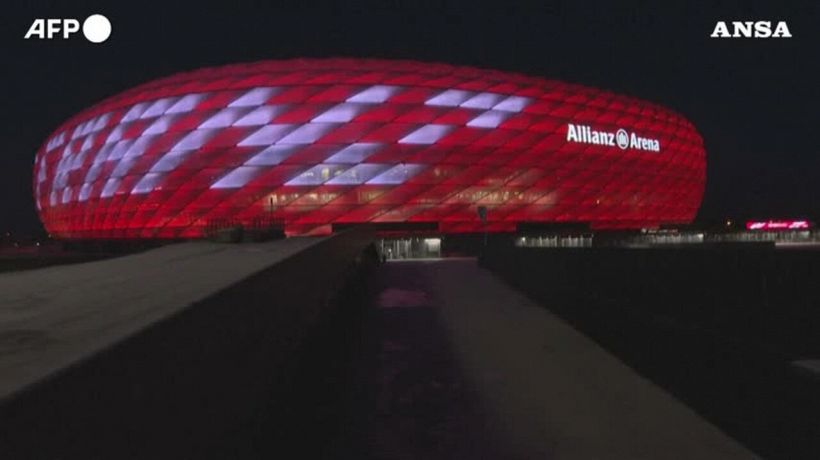 Lo stadio del Bayern Monaco rende omaggio a Beckenbauer