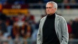 Roma nel caos: Mourinho o De Rossi? Il popolo giallorosso si scatena