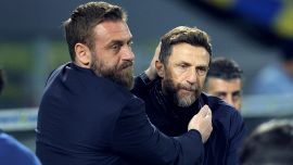Frosinone-Roma, Di Francesco contro Huijsen: 'Mancanza di rispetto'. De Rossi: 'Mi scuso per il primo tempo'