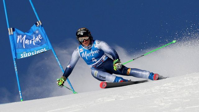 Gut, som vann världscupen, firar också Brignones starka vinst