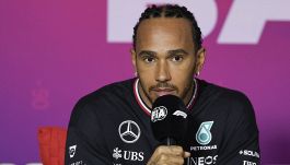 F1, Hamilton: “La Ferrari è un sogno. Qui per Vasseur e Schumacher, lo sceglievo sempre ai videogiochi"