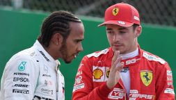 F1, Ferrari-Hamilton: Leclerc sorpreso e deluso, è già polemica. C'è la benedizione di Domenicali e Montezemolo