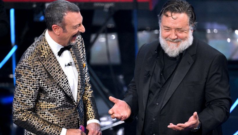 Sanremo 2024, Russell Crowe: la sua passione per la Lazio e il retroscena su Del Piero e la Juve