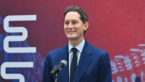 Juventus, Elkann nel mirino per “Dicembre”: la società che controlla il club bianconero e la Ferrari