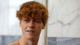 Tennis, Sinner sulla copertina di Vanity Fair: il rapporto con Berrettini, la difesa della famiglia e il no a Sanremo