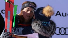 Sci alpino Sofia Goggia racconta la sofferenza per l’infortunio: la promessa al padre e il ricordo di Elena Fanchini