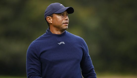 Tiger Woods, malore al rientro in un torneo Pga Tour a Los Angeles: il mito del golf curato con una flebo