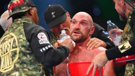 Boxe, la maledizione continua: Fury s'infortuna in allenamento, la sfida contro Usyk salta nuovamente