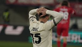 Le pagelle di Monza-Milan 4-2: Thiaw imbarazzante, follia Jovic, super Pulisic non basta. Bondo da sogno