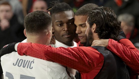 Europa League, Milan-Slavia Praga: evitati i pericoli Liverpool e Leverkusen, ma i tifosi ora temono...Pioli
