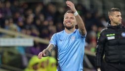 Immobile furioso in Fiorentina-Lazio, tenta di arrampicarsi alla balaustra e punta un tifoso: cosa è successo