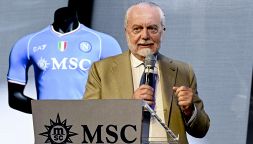 Napoli, De Laurentiis molla il Maradona: "Nuovo stadio a Bagnoli, pronto in trenta mesi". Tifosi in rivolta