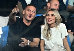 Roma, Totti cambia idea su Dybala: la frecciata sulle presenze della Joya