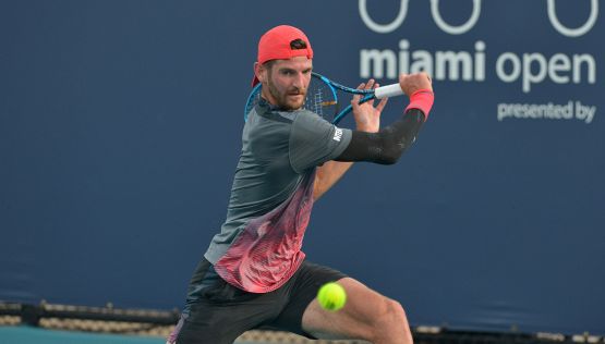 Tennis Miami Open: Cobolli in rimonta contro Nishioka, Vavassori vince e sarà derby con Sinner, avanza Giorgi