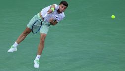 Tennis Indian Wells, Luca Nardi favoloso: supera Novak Djokovic in tre set, è agli ottavi contro Tommy Paul