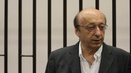 Juventus, Moggi replica duramente a Sarri e accende i social, ecco da che parte stanno i fan