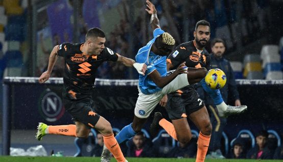 Napoli-Torino, moviola: Orsato grazia due granata, focus sul rigore negato