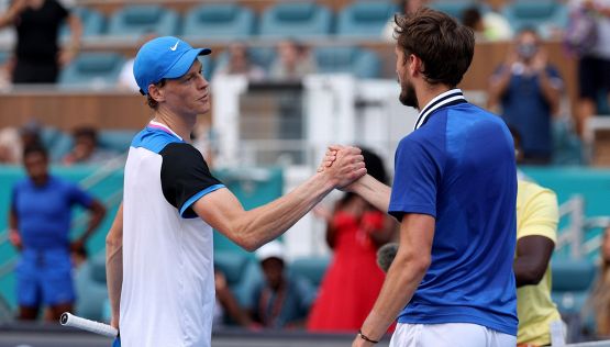 Miami Open: Sinner spiega la vittoria, Medvedev furioso col coach