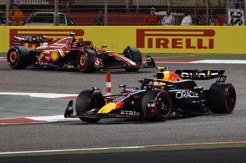 F1 Gp Australia: pole Verstappen, Sainz eroica prima fila. Delude Leclerc, Perez penalizzato. Come cambia la griglia