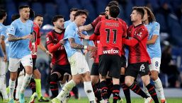 Pagelle Lazio-Milan 0-1: follia Pellegrini, Okafor decisivo, l'arbitro Di Bello espelle tre biancocelesti