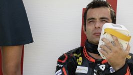 Superbike, Petrucci sospiro di sollievo ma che paura: "Una delle cadute più spaventose della mia vita"