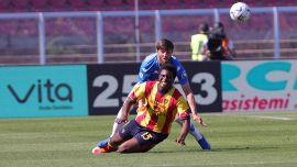 Lecce-Empoli, moviola: il pasticcio sul mani di Caprile e il caos nel finale