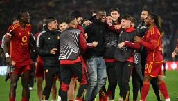 Europa League, Roma in semifinale: Olimpico in festa e Ndicka è l'eroe della serata