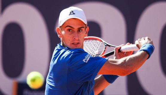 Madrid: Arnaldi sfiora l’impresa con Medvedev; Errani e Paolini eliminate in doppio. Flop Tsitsipas