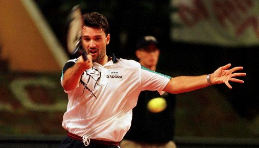 Sinner salta gli US Open, Omar Camporese: “Non me l’aspettavo, il problema allora è serio. Chance per Zverev e Cobolli”