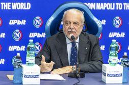 Napoli, De Laurentiis in Procura scatena i tifosi della Juventus: “Chinè dove sei?”