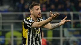 Giudice Sportivo Juventus-Lazio, ignorati i cori razzisti a McKennie; Fiorentina multata per le offese a Gasperini