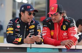 F1, Horner gela Sainz: "Dobbiamo parlare con lui. Ma in Red Bull il posto è di Perez". E sconfessa Marko su Audi