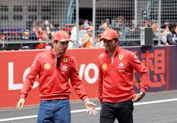 F1, GP Cina, Leclerc sconsolato: "Ferrari oggi non al top". Allarme Sainz: "Servono aggiornamenti"