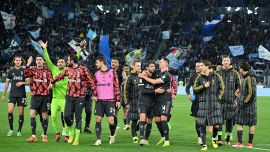 Juve in finale di Coppa Italia, ma il web bianconero è impietoso: Allegri, Alex Sandro e Trevisani nel mirino