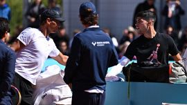 Madrid, Alcaraz preoccupato dagli infortuni ma pensa alle Olimpiadi con Nadal. Rafa demolisce Blanch